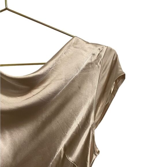 HELLO MOLLY The Valentina Cap Sleeve Satin Maxi Dress Champagne Size 4 NWT - Picture 3 of 9